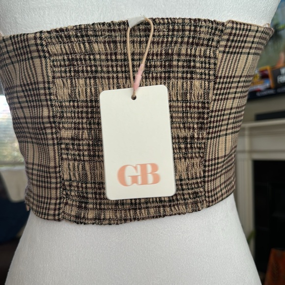 GB
Strapless Plaid Print Smocked Back Bustier Top - Picture 3 of 4